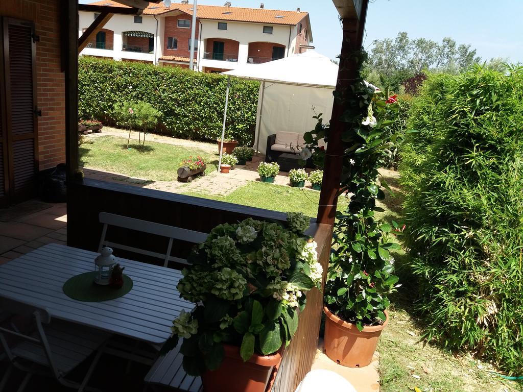 Cameracaffe Sul Lago Arezzo Bagian luar foto